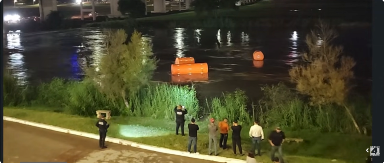 Breaking News: Laredo on Alert as Trump's Buoys Cause Chaos on the Rio Grande, Close International Bridges – The Border Chronicle
